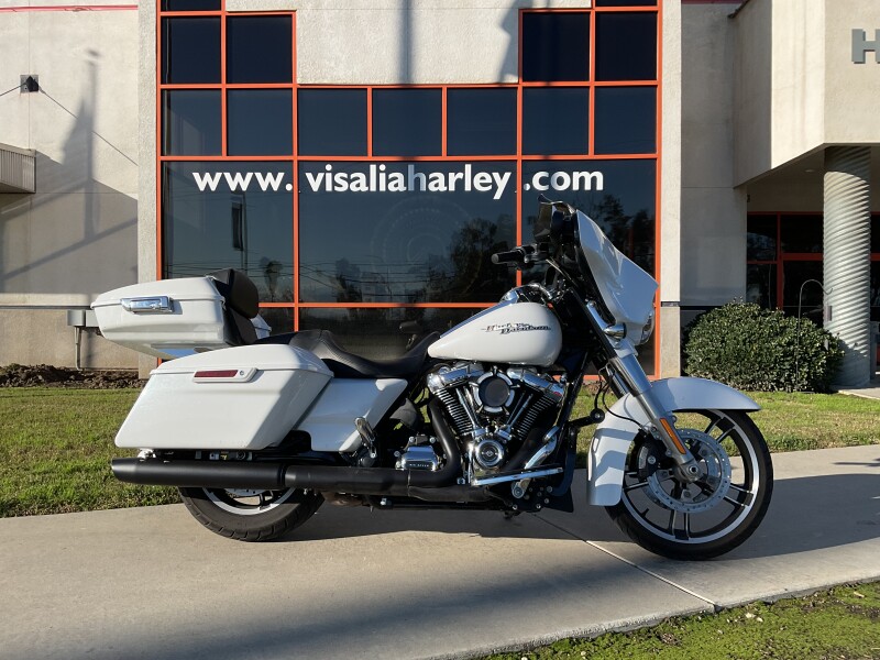 FLHXS 2017 Street Glide® Special