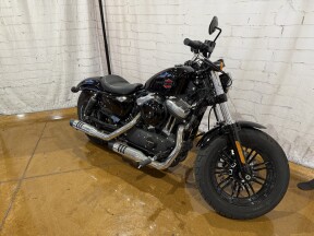 Harley-Davidson® Forty-Eight® 2022 XL 1200X 407714 Vivid Black thumb 3