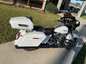 FLHXS 2017 Street Glide® Special thumb 0