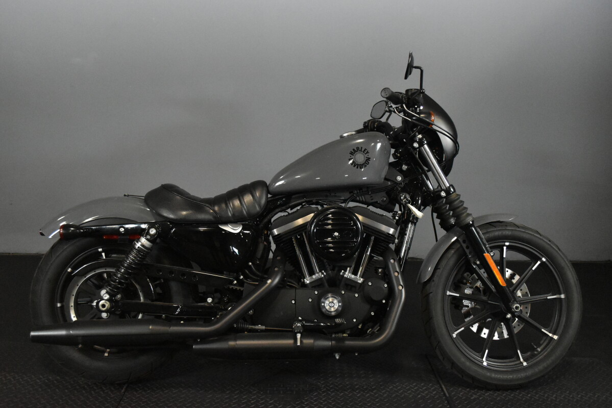 Iron 883™ | Riverside Harley-Davidson®