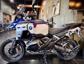2025 BMW Motorrad R 1300 GS Adventure Racing Blue Metallic thumb 2