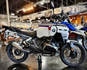 2025 BMW Motorrad R 1300 GS Adventure Racing Blue Metallic thumb 3