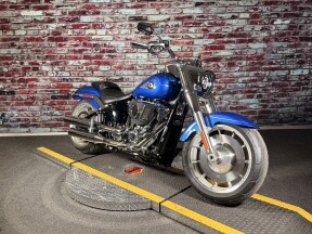 Harley-Davidson® Fat Boy® 2025 FLFB BLUE BURST W/ PINSTRIPE thumb 0