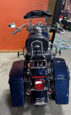 2013 Harley-Davidson® Heritage Softail® Classic BIG BLUE PEARL W/ PINSTRIPE thumb 2