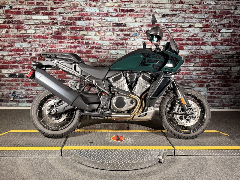 Harley-Davidson® Pan America™ 1250 Special 2024 RA1250S ALP GREEN
