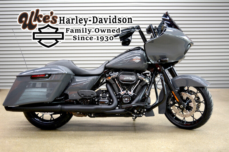 2022 Harley-Davidson® Road Glide® Special Gunship Grey - Black Finish