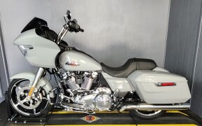 2026 Harley-Davidson® Road Glide®  FLTRX  DRK BILIARD GRY thumb 2