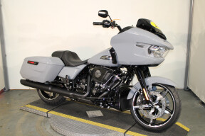 2026 Harley-Davidson Road Glide Grand American Touring FLTRX thumb 2