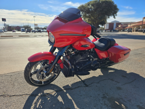 2026 Harley-Davidson® Street Glide® thumb 0