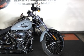 2026 Harley-Davidson® Breakout™ FXBR thumb 2