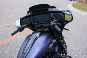 2026 Harley-Davidson® Street Glide® FLHX thumb 3