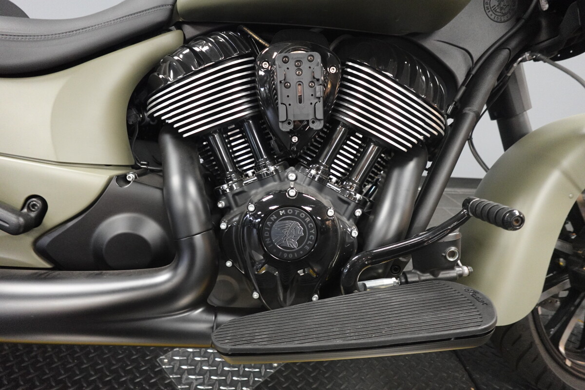 2025 Indian Motorcycle Springfield® Dark Horse® N25TJDBBAH, photo 8