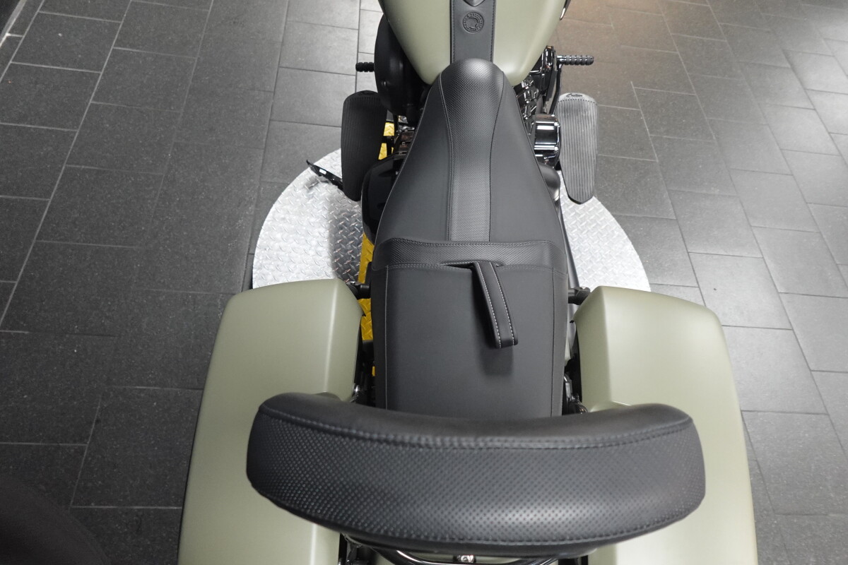 2025 Indian Motorcycle Springfield® Dark Horse® N25TJDBBAH, photo 11