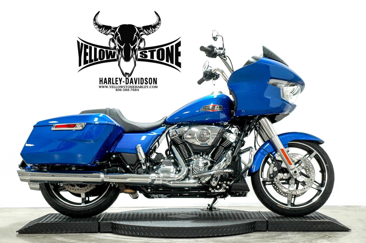 2026 Harley-Davidson® Road Glide® Purple Abyss - Chrome
