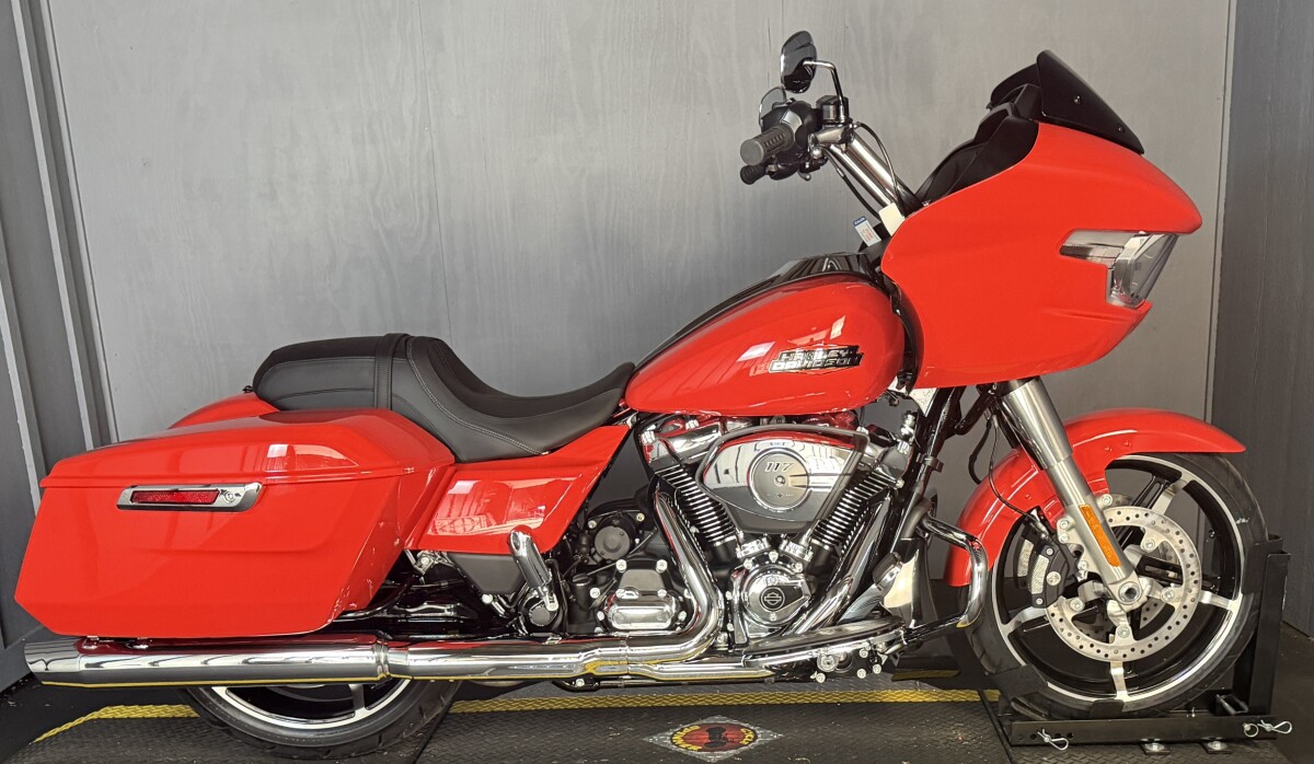 2026 Harley-Davidson® Road Glide® FLTRX BLOOD ORANGE