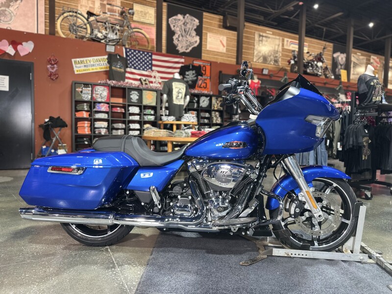 Harley-Davidson® Road Glide™ 2025 FLTRX BLUE BURST