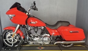2026 Harley-Davidson® Road Glide® FLTRX BLOOD ORANGE thumb 2
