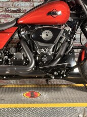 Harley-Davidson® Street Glide® 2025 FLHX thumb 3
