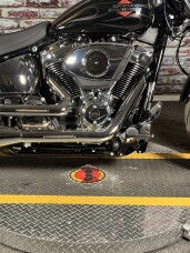 Harley-Davidson® Breakout™ 2025 FXBR MDNIGHT thumb 3