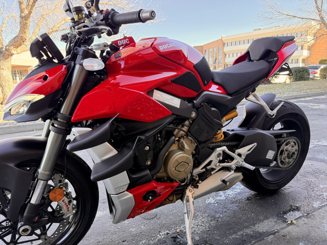 2022 Ducati Streetfighter V4, photo 4