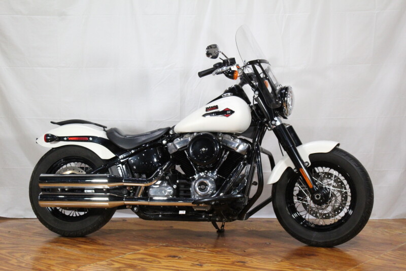 FLSL 2019 Softail Slim®