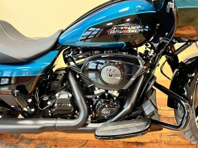 2026 Harley-Davidson Road Glide thumb 2