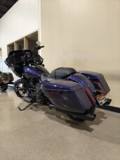 2026 Harley-Davidson® Road Glide® Purple Abyss - Black thumb 2