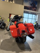 2026 Harley-Davidson® Street Glide® Blood Orange - Black thumb 3
