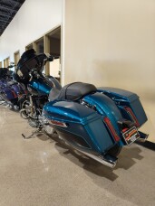 2026 Harley-Davidson® Street Glide® Teal Thunder / Vivid Black - Black thumb 2