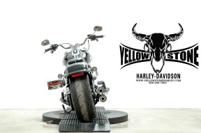 2025 Harley-Davidson® Fat Boy® Vivid Black thumb 2