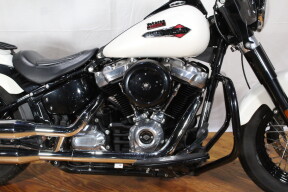 FLSL 2019 Softail Slim® thumb 0