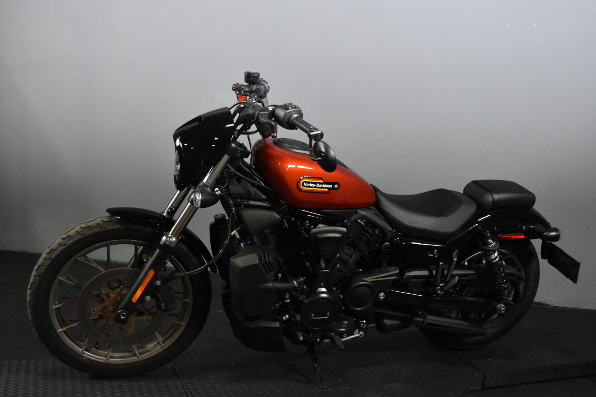 2025 Harley-Davidson® Nightster™ Special RH975S, photo 4