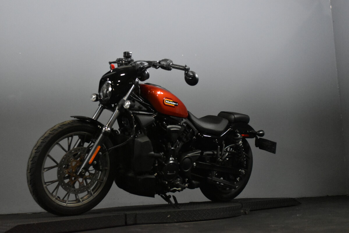 2025 Harley-Davidson® Nightster™ Special RH975S, photo 21