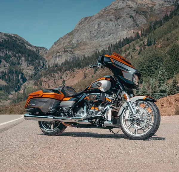 CVO Street Glide | Harley-Davidson® 横浜鶴見