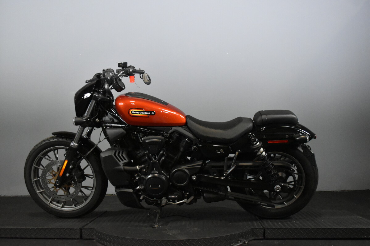 2025 Harley-Davidson® Nightster™ Special RH975S, photo 6