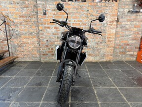 2024 HUSQVARNA 801 SVARTPILEN BLACK thumb 2