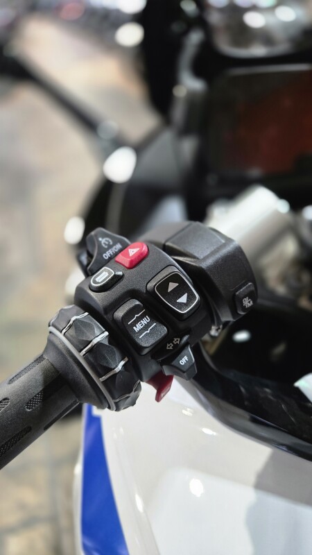 2026 BMW Motorrad R 1300 RS | $750 Cash Rebate, photo 17