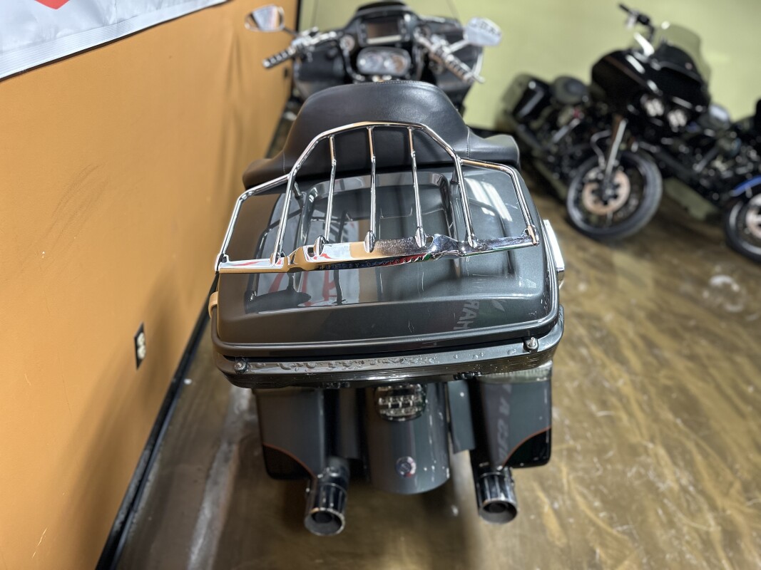 FLTRUSE 2016 CVO™ Road Glide® Ultra, photo 6