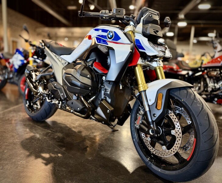 2026 BMW Motorrad R 1300 R Light White