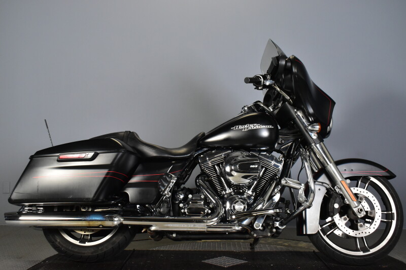 2015 Harley-Davidson® Street Glide® Special FLHXS
