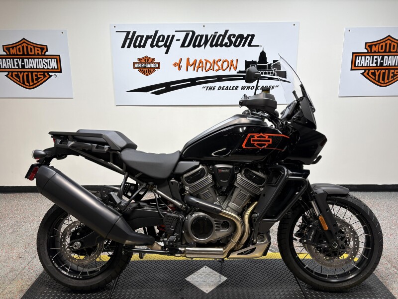 2026 RA1250S Pan America Special Vivid Black - Black w/Laced Wheels
