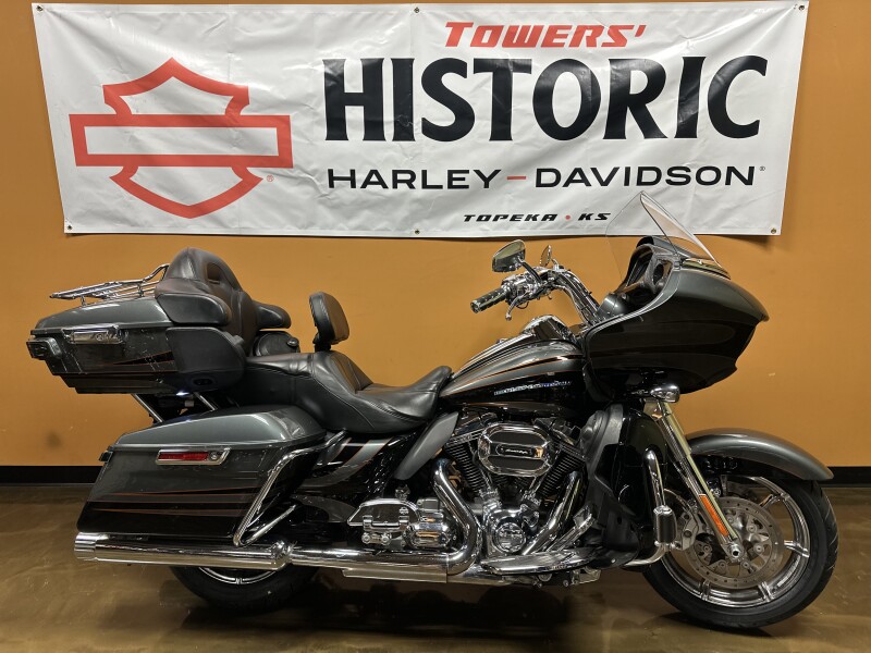 FLTRUSE 2016 CVO™ Road Glide® Ultra