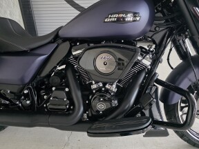 2025 Harley-Davidson® Street Glide® thumb 1