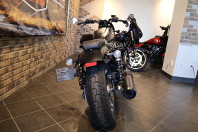 2023 Nightster™ Special (RH975S) thumb 3