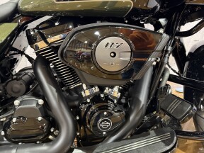 2026 Harley-Davidson® Road Glide® FLTRX 0034631090 Olive Steel Metallic / Vivid Black thumb 2