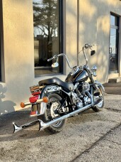 2013 Harley-Davidson® Heritage Softail® Classic FLSTC thumb 1