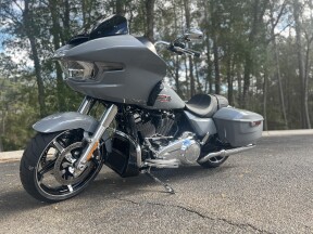 FLTRX 2026 Road Glide® thumb 2