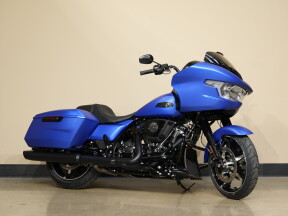 FLTRX 2026 Road Glide™ thumb 2
