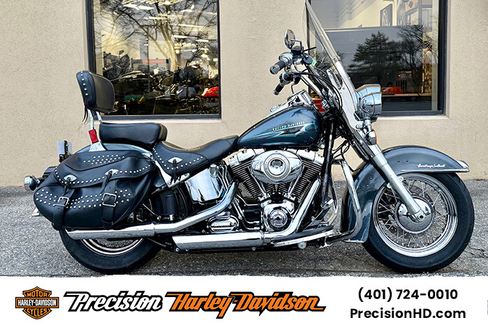 2015 Harley-Davidson® Heritage Softail® Classic FLSTC