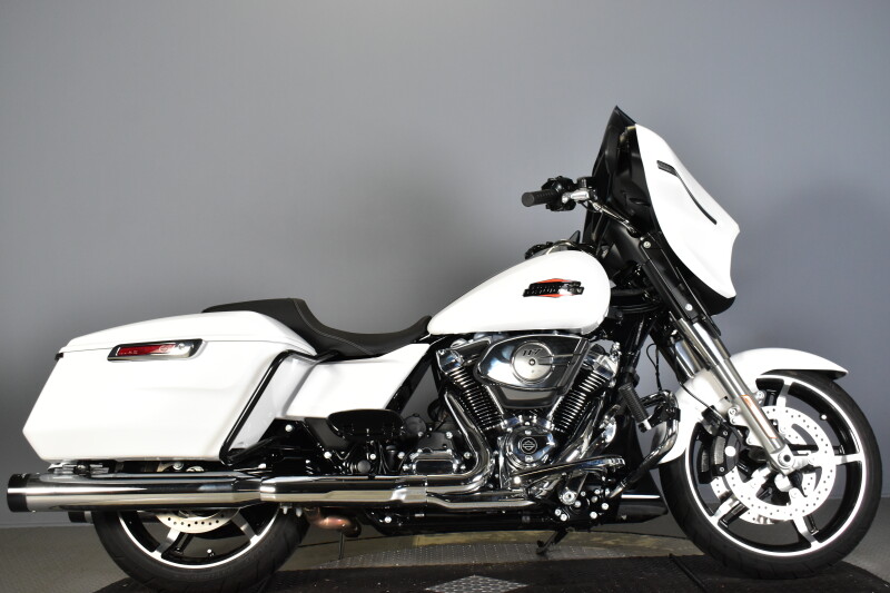 2024 Harley-Davidson® Street Glide® FLHX